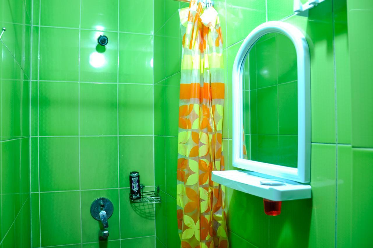 Funky Mamaliga Hostel Кишинів Екстер'єр фото